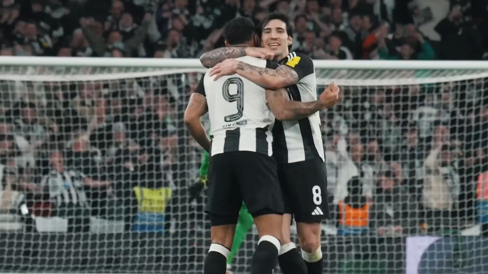 纽卡斯尔发布备战花絮，集结日再遭质疑，意大利杯任务艰巨，团队化学反应显著的简单介绍